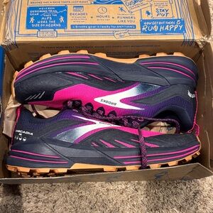 Brooks Women's Cascadia Trail Shoes - Fuchsia, Violet, and Charcoal